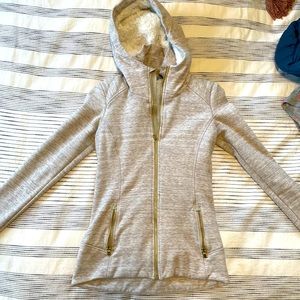 Athlete zip up- fur lined